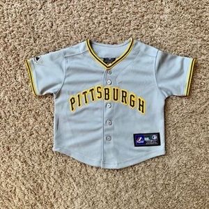 MLB Pittsburgh Pirates Jersey size 2T